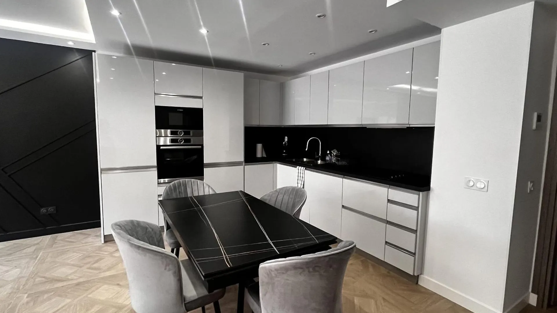 Elegant Air-Conditioned Apartment Near The Beach Antibes 0*,  France